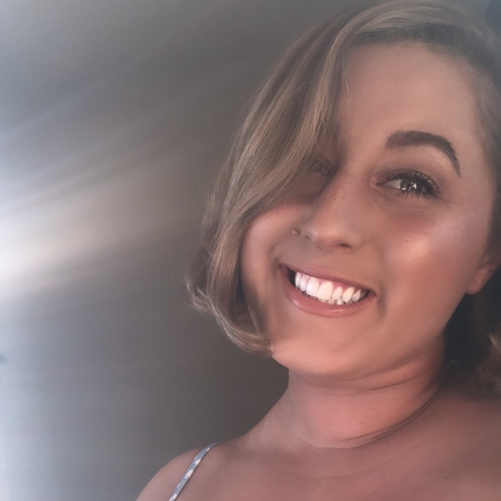 Meet your Posher, Angie